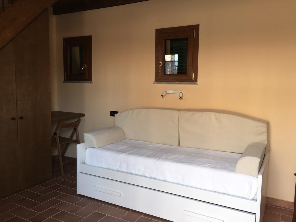 Cascina Battivacco Villa Milan Bilik gambar