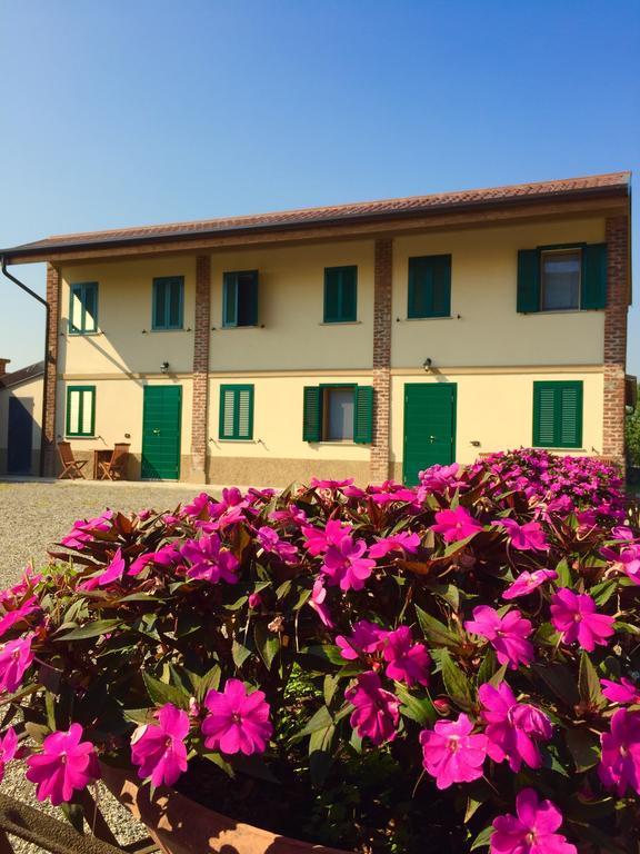 Cascina Battivacco Villa Milan Bilik gambar